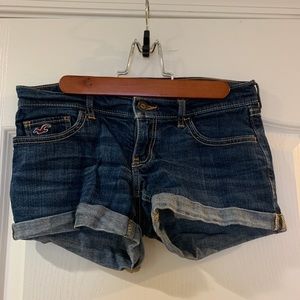 Low/Mid Rise Medium Wash Denim Shorts